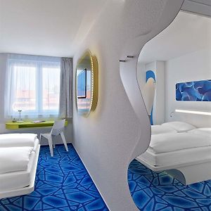 Design King Room
